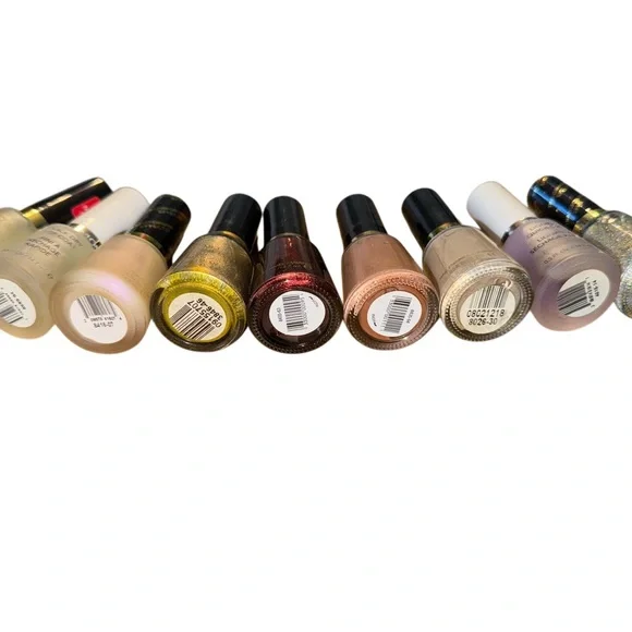 Revlon Nail Polish Collection Bundle (9 Total) - Picture 4 of 5